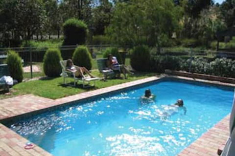 Aristocrat Waurnvale Motel - Tourism Caloundra 1