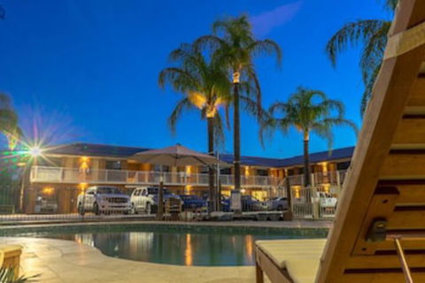 The Palms Motel Dubbo - Accommodation Yamba 0