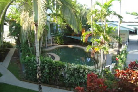 Coral Reef Apartments - Accommodation Find 0