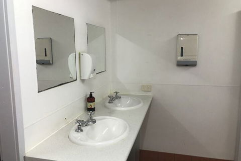 Reef Backpackers - Timeshare Accommodation 6