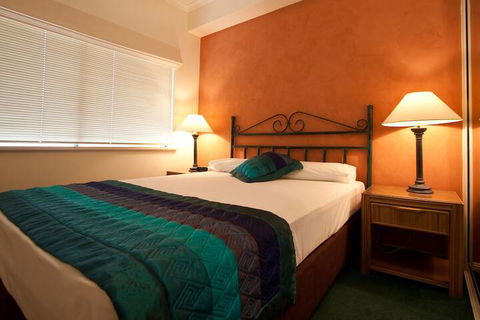 Mid City Luxury Suites - Timeshare Accommodation 5