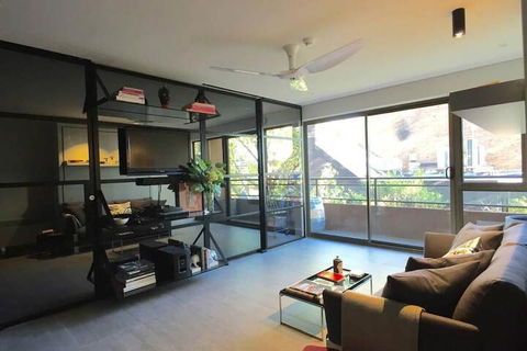 Meticulously Designed Sydney Aptmnt - Accommodation VIC 5