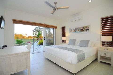 4 Cascade Luxury House On Fairway - Holiday Jervis Bay 4