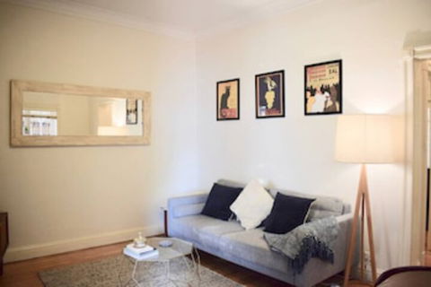 2 Bedroom Apartment In The Heart Of Surry Hills - Hotel VIC 0