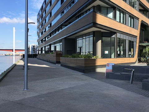 Orange Stay Premier - WA Accommodation 1