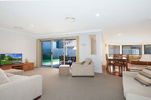 Seachange - Brisbane Tourism 7