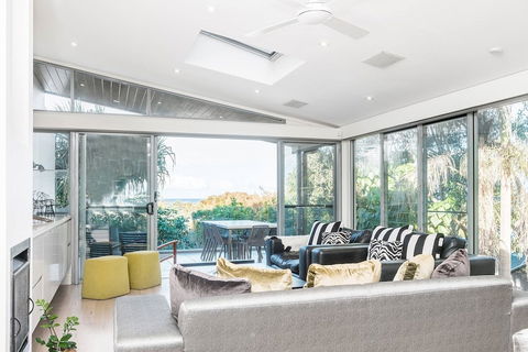 Your Luxury Escape - Vue From Here - Holiday Sydney 6