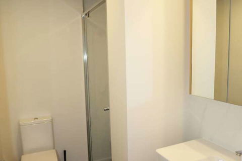 Chic Brisbane Living - Accommodation Newcastle 6