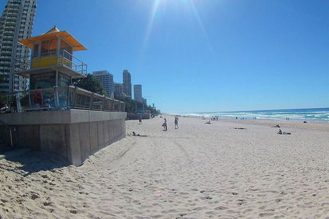 2 Bedroom Apartment In Surfers Central - Accommodation NSW 4