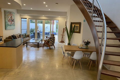 315 West St. Kilda 3 Bedroom House - Hobart Tourism 2
