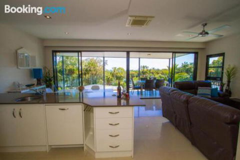 Baywatch 3 - Wagga Wagga Accommodation 1