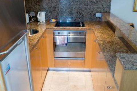 Bond 215 - Accommodation Yamba 2