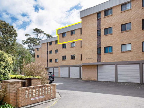 11 Intrepid 3 Intrepid Close Absolute Beachfront Bliss - Holiday Melbourne 3