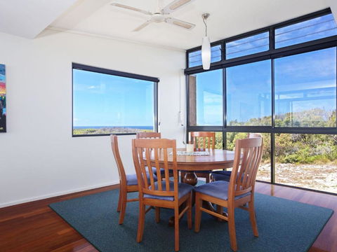 Beach View At One Mile 8 / 26 One Mile Close Infinity Complex Pool & WIFI - Victoria Tourism 2