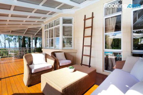 Sunrise At Sanquar Noosa Hinterland - WA Accommodation 4