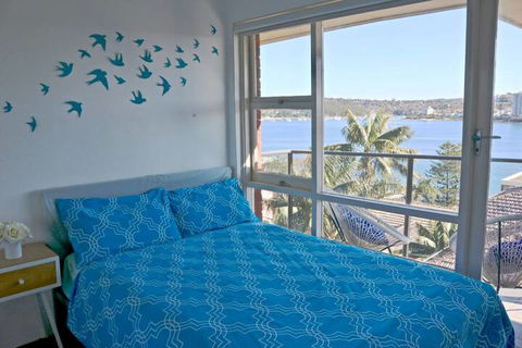 Gorgeous 2 Bedroom Apartment With Panoramic Views - Accommodation Newcastle 0