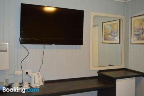 3 Lakeview Plaza - Accommodation Newcastle 3