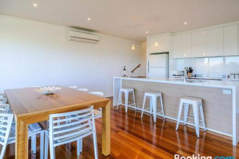 Villa Isola - Accommodation Find 2