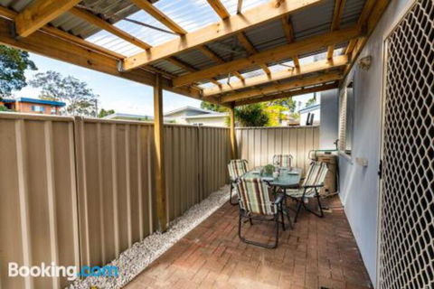 Family Getaway Close To Beach & Restaurants - Sunshine Coast Guide 2
