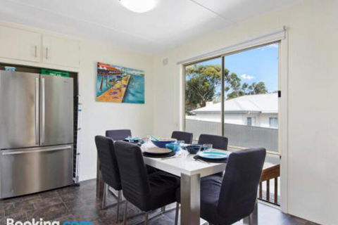 EdAn Beachhouse 21 Laronde - Accommodation Directory 2
