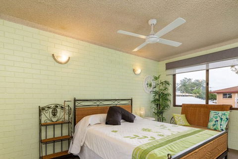 Air Conditioned Unit Stones Throw To The Waterfront - Cruises Travel 5