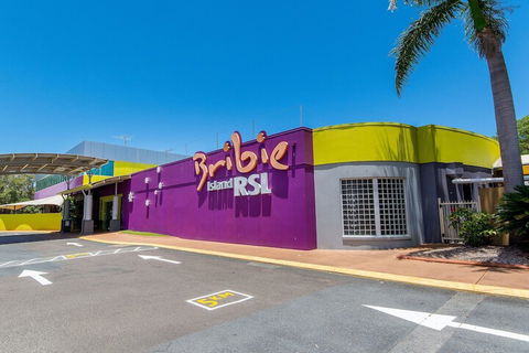 Ground Floor Air Conditioned Fabulous Waterviews Overlooking Pumicestone Passage - Accommodation Batemans Bay 2
