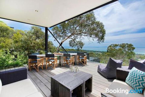 Above It All - Wagga Wagga Accommodation 1