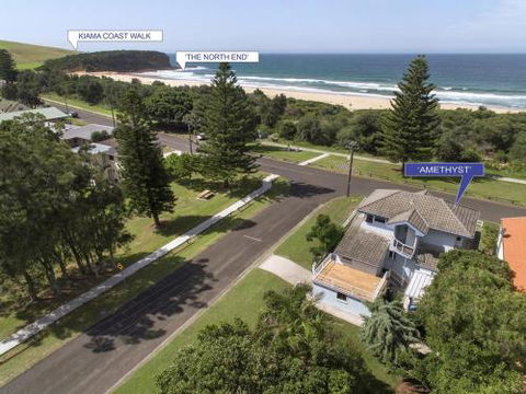 AMETHYST Gerringong 4pm Check Out Sundays - YWait Travel 3