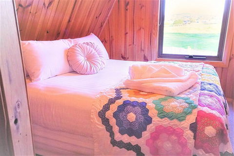 Seagrass Chalet - Yamba Accommodation 5