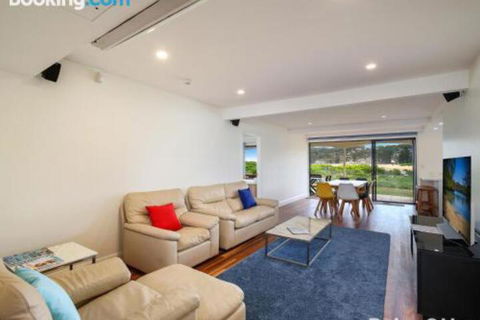 Beachfront Delight 14b Bareena Avenue - Accommodation Mount Tamborine 3