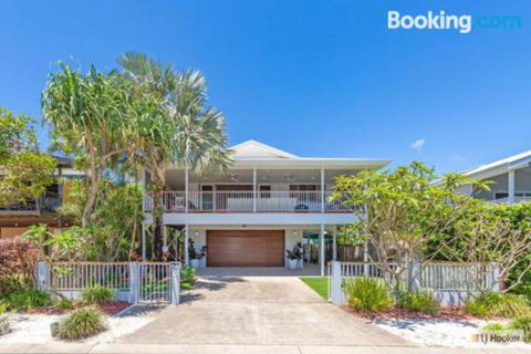 Casa Beach Abode - Whitsundays Tourism 1