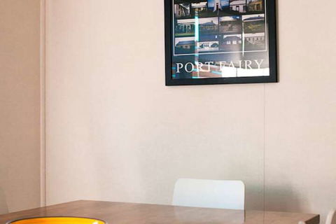 Youngs Cottage - Accommodation Newcastle 0
