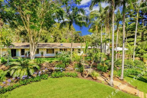 Sensom Luxury Bed & Breakfast Coffs Harbour - Timeshare Accommodation 0