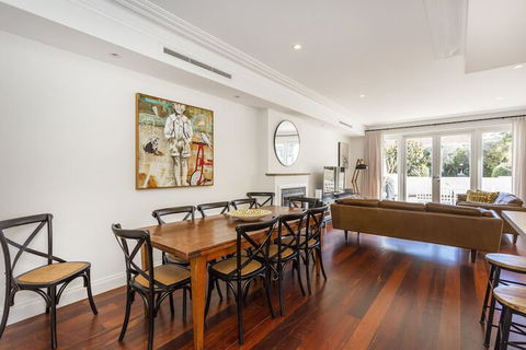 Cottesloe Aqua Retreat - Executive Escapes - Accommodation Find 5