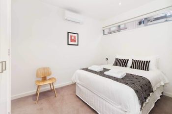 Mitford St. Elwood Lifestyle - Holiday Melbourne 2