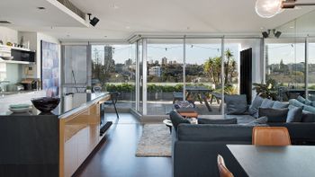 Elegant Elizabeth Bay H374 - Tourism Listing 0