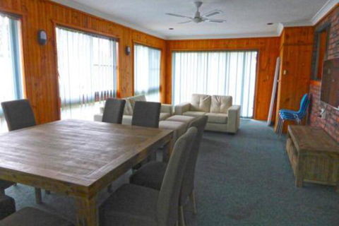 Kellys Getaway At Culburra Beach - Kingaroy Accommodation 3
