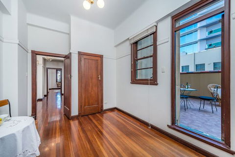 Art Deco Luxury On Elizabeth Quay - Northern Rivers Accommodation 3
