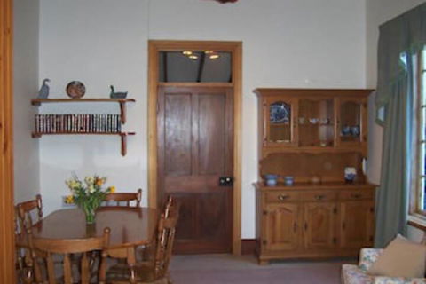 Cottage On Gunning - Byron Bay Accommodation 3