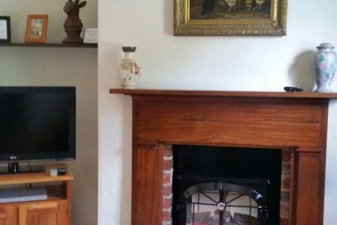 Cottage On Gunning - Byron Bay Accommodation 4