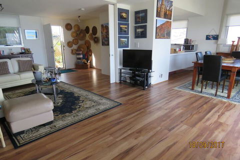 Beach Front The Wedge - Adults Only - Northern Rivers Accommodation 7