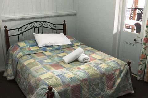 Carrollee Hotel - Whitsundays Tourism 2