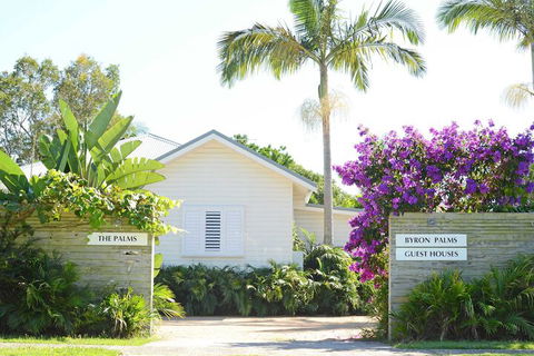 Byron Palms Guesthouse - Tourism Townsville 2