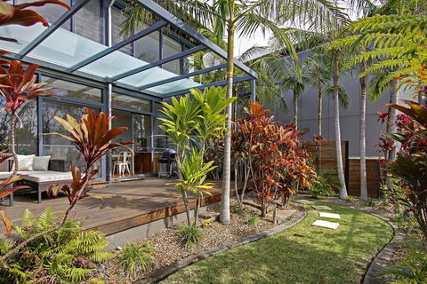 A PERFECT STAY - Ocean View At Kiah - Hobart Tourism 1