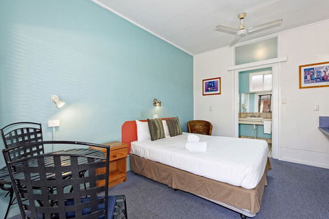 Riviera Motel Bundaberg - Yamba Accommodation 7