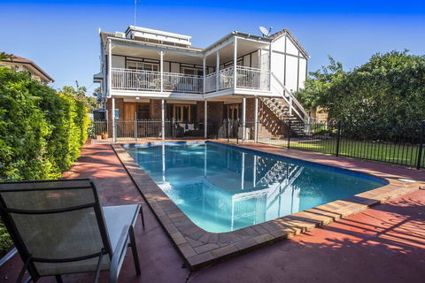 Ainslie Manor B&B - Hobart Tourism 2