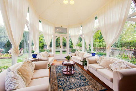 Barnsley House Bed & Breakfast - Holiday Melbourne 4