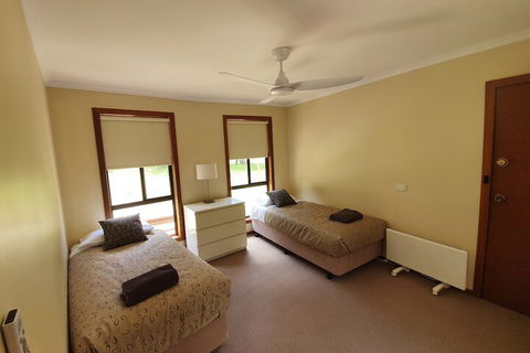 Annies Holiday Units - Holiday Melbourne 5
