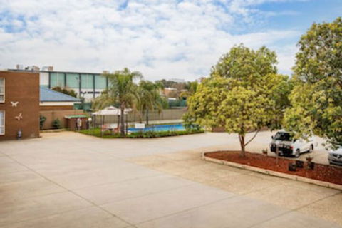 Australia Park Motel - Lightning Ridge Tourism 0