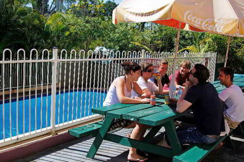 Palace Backpackers Hervey Bay - Holiday Adelaide 2